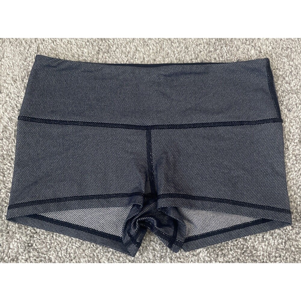 Lululemon Women’s Navy Denim Blue Yoga Running Shorts Size 4 Cute